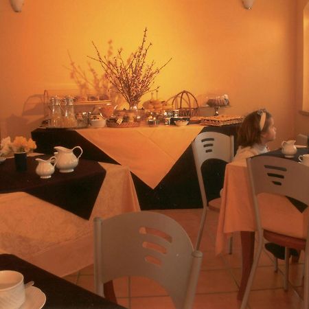 Hotel Locanda Dei Trecento ซาปรี ภายนอก รูปภาพ