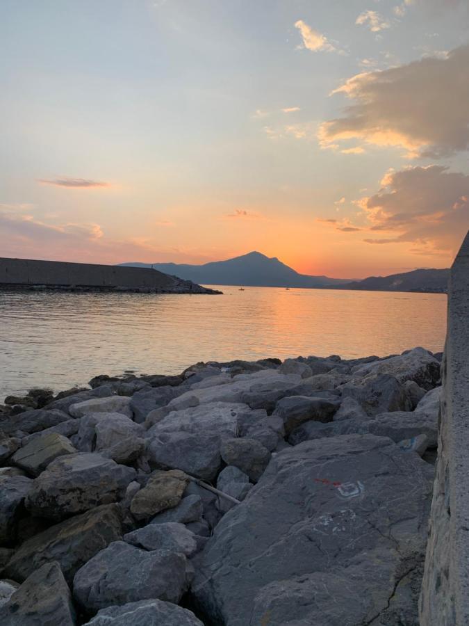 Hotel Locanda Dei Trecento ซาปรี ภายนอก รูปภาพ