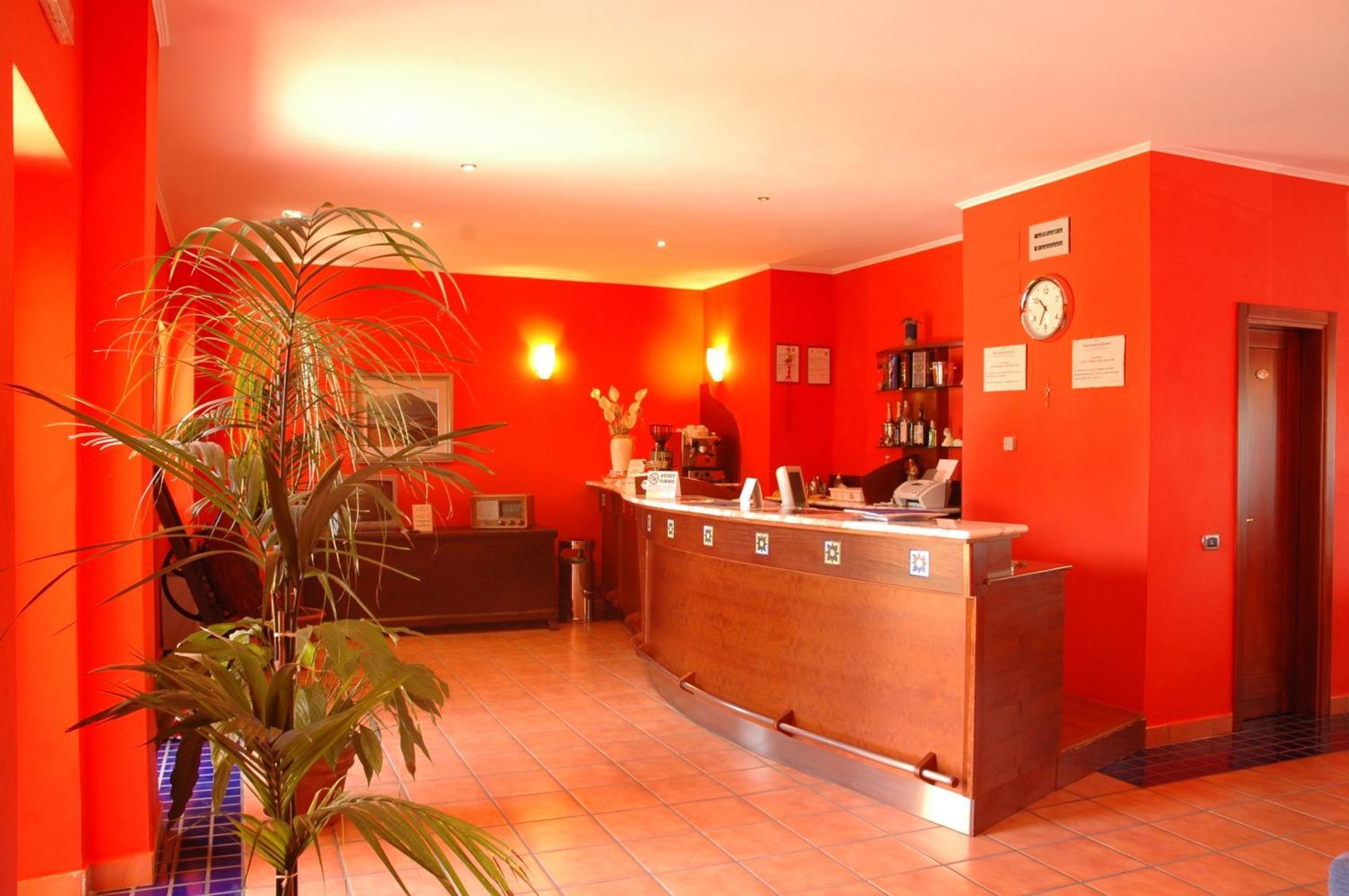 Hotel Locanda Dei Trecento ซาปรี ภายนอก รูปภาพ